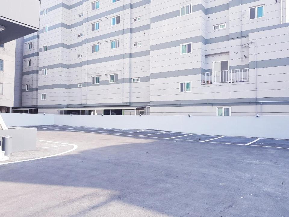 Pohang Brown Dot Hotel Экстерьер фото