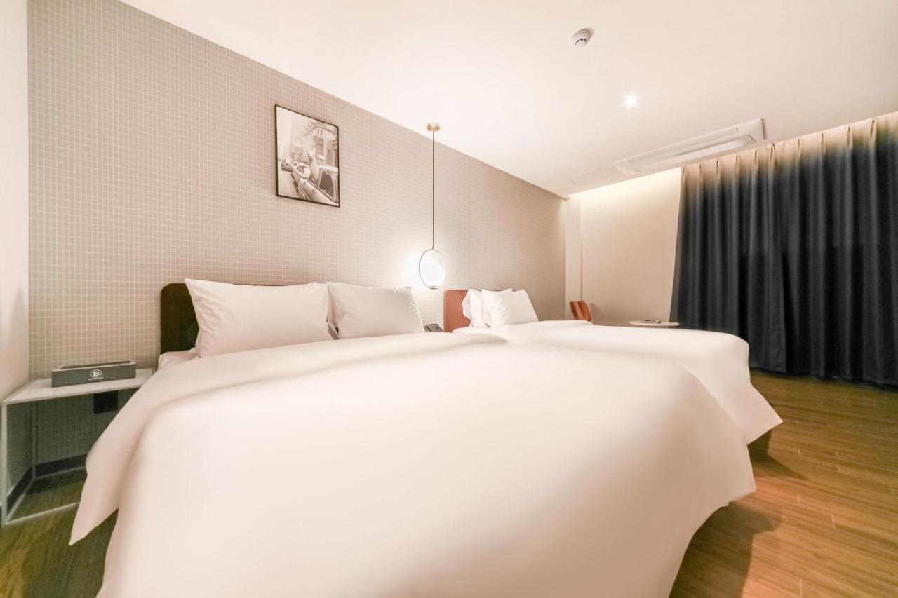 Pohang Brown Dot Hotel Экстерьер фото